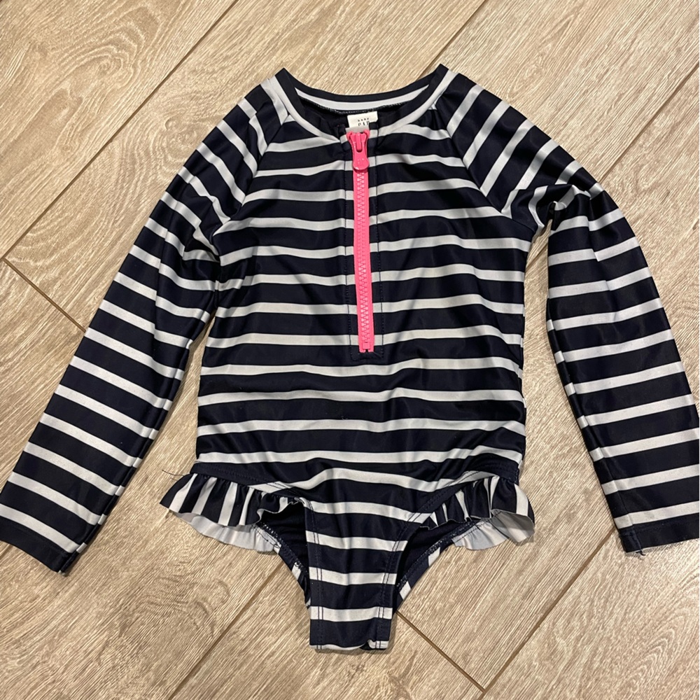 Navy and white striped bathing suit with UVF protection from baby gap size 3T